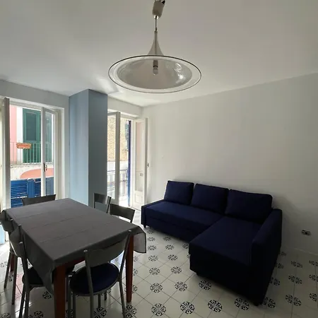 Casa Rivaz Bilocale Con Wi-fi E Terrazza Apartment